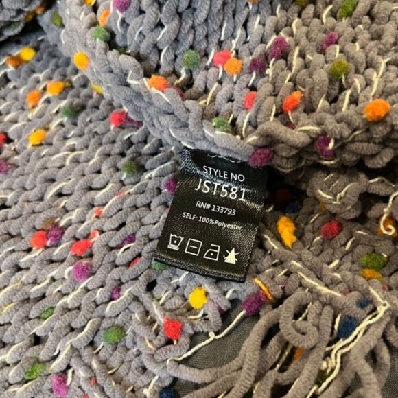 POL Distressed Confetti Sweater Gray White Multicolor Boho Hipster Size Large - Picture 9 of 9